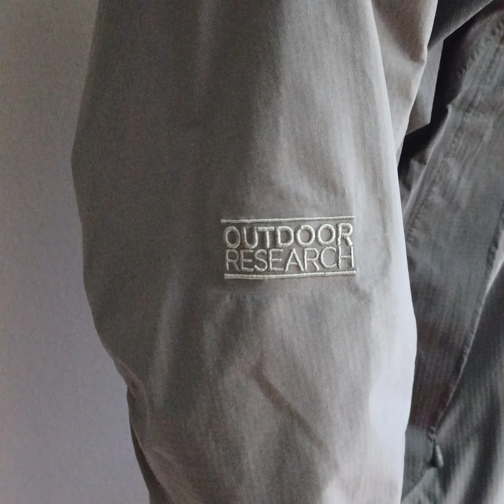 Outdoor Research Women's Shell Windbreaker hood zips into collar & side zip - Picture 11 of 15